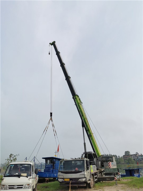 历下区桥梁建设吊装案例